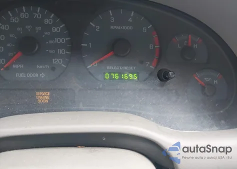 2002 Ford Mustang z USA, uszkodzony, nr VIN 1FAFP44472F228237